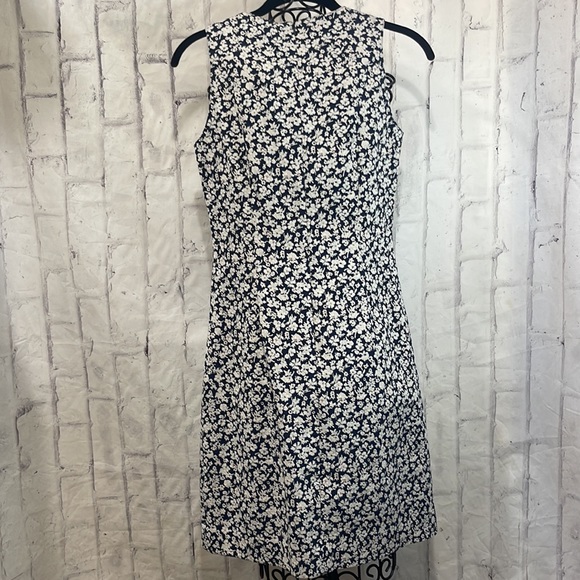 Worth New York Floral Sheath Dress Fully Lined Sleeveless Back Zip Scoop Neck - Picture 7 of 11